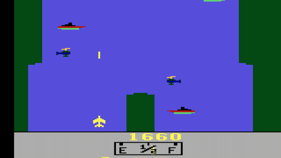 River Raid Screenshot