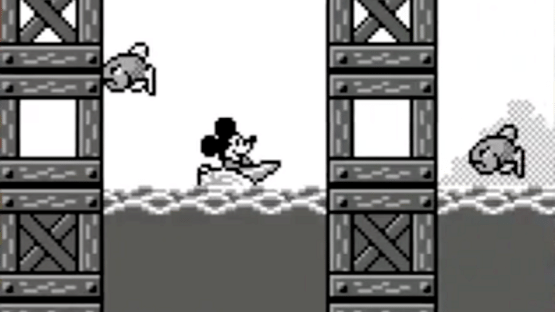 Mickey's Dangerous Chase Screenshot